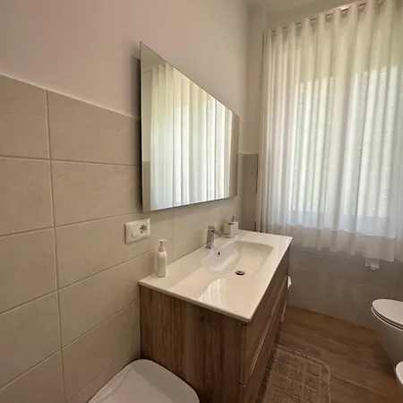 House Giulia Maiori